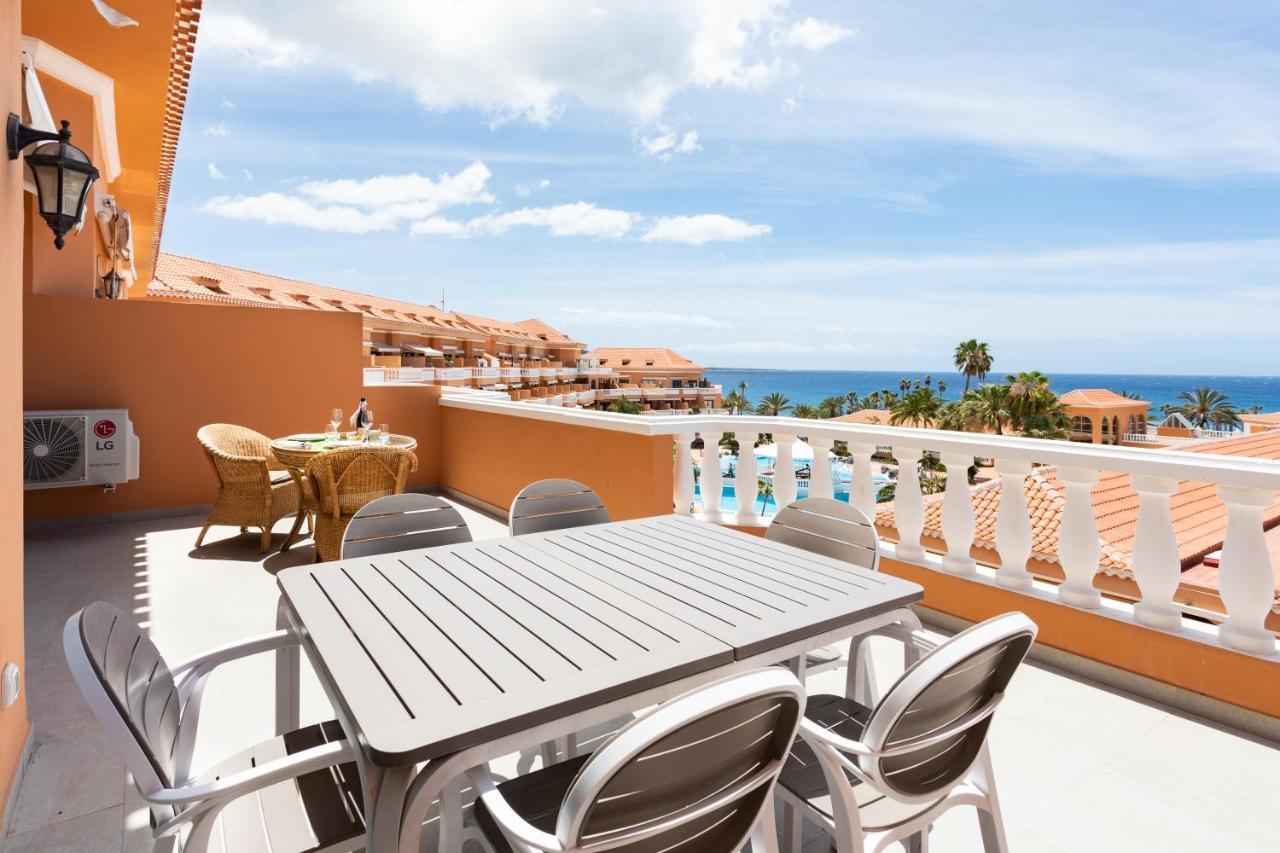 Exclusive Penthouse: Beachfront Oasis with Heated Pool Playa de las Americas  Exterior photo